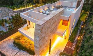 Advanced designer villa for sale just a stone’s throw from the golf course, in the heart of Nueva Andalucía, Marbella 798431 