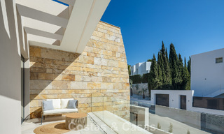 Advanced designer villa for sale just a stone’s throw from the golf course, in the heart of Nueva Andalucía, Marbella 798434 