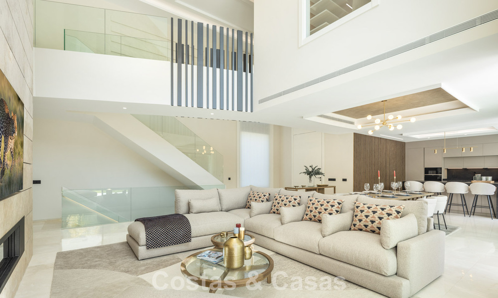 Advanced designer villa for sale just a stone’s throw from the golf course, in the heart of Nueva Andalucía, Marbella 798445