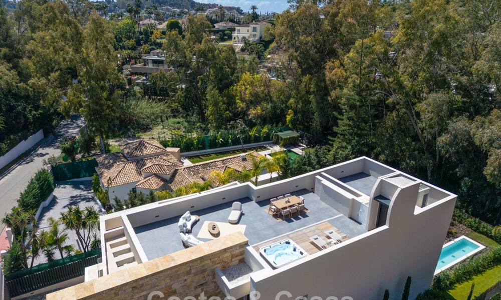 Advanced designer villa for sale just a stone’s throw from the golf course, in the heart of Nueva Andalucía, Marbella 798452