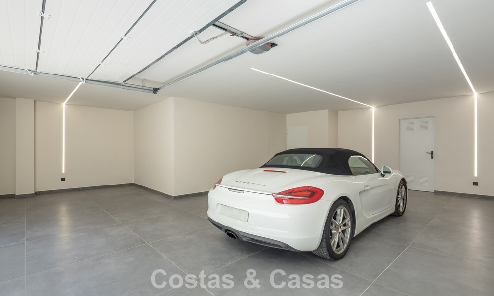Advanced designer villa for sale just a stone’s throw from the golf course, in the heart of Nueva Andalucía, Marbella 798454