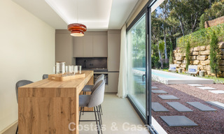Advanced designer villa for sale just a stone’s throw from the golf course, in the heart of Nueva Andalucía, Marbella 798458 