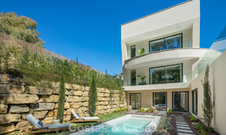 Advanced designer villa for sale just a stone’s throw from the golf course, in the heart of Nueva Andalucía, Marbella 798463 