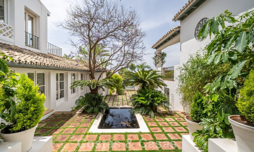 Stately luxury villa with a classic mediterranean architectural style and beautiful gardens for sale in Sierra Blanca, Marbella 798481