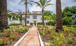 Stately luxury villa with a classic mediterranean architectural style and beautiful gardens for sale in Sierra Blanca, Marbella 798505 