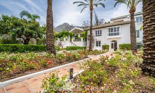 Stately luxury villa with a classic mediterranean architectural style and beautiful gardens for sale in Sierra Blanca, Marbella 798506 