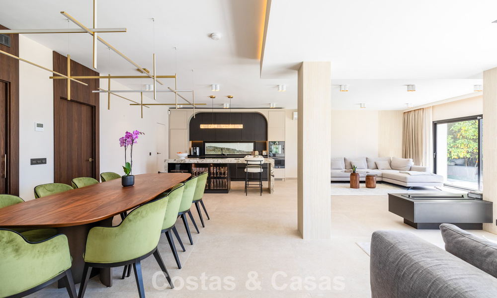Beautifully renovated modern mediterranean villa with sea views for sale in Benahavís - Marbella 798552