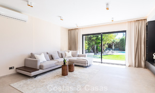 Beautifully renovated modern mediterranean villa with sea views for sale in Benahavís - Marbella 798557 