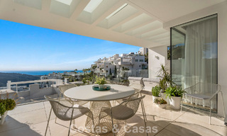 Modern luxury apartment for sale with sea views in a boutique complex in the hills near Marbella town 798594 