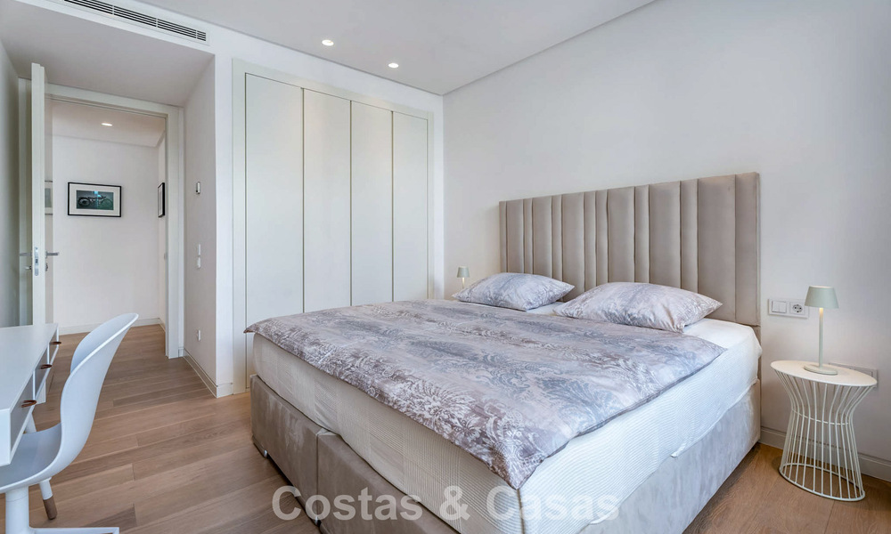 Modern luxury apartment for sale with sea views in a boutique complex in the hills near Marbella town 798599