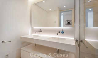 Modern luxury apartment for sale with sea views in a boutique complex in the hills near Marbella town 798600 