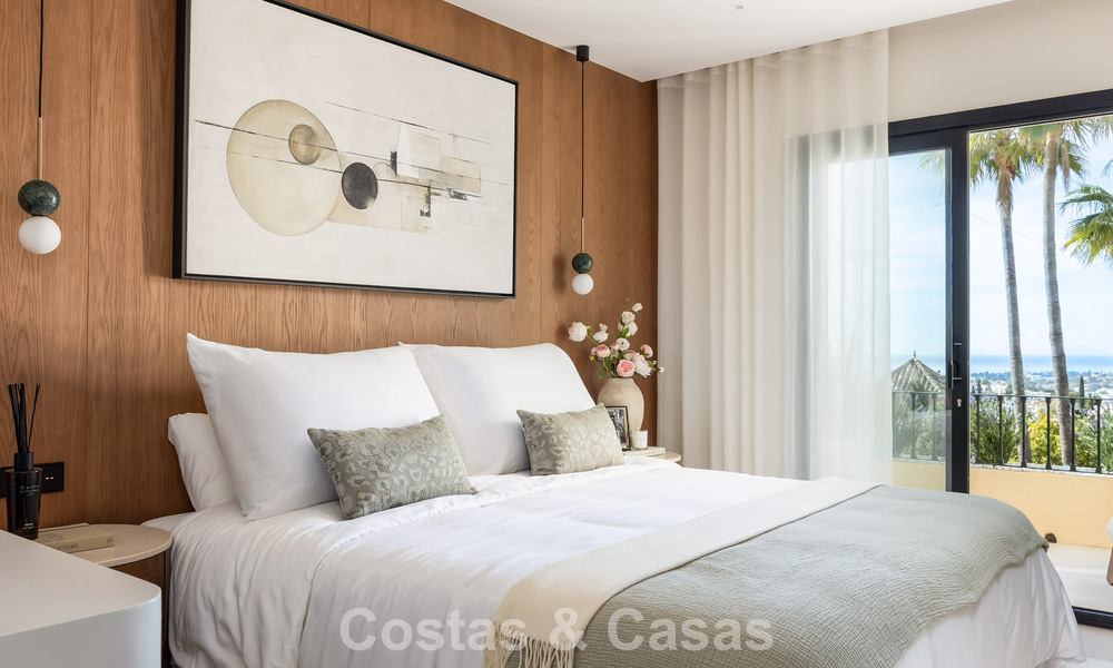 Luxury designer townhouse with panoramic sea views for sale in La Quinta, Marbella - Benahavís 798620