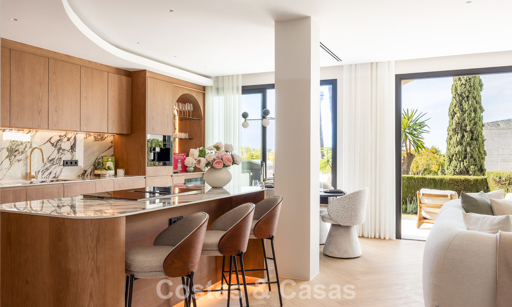 Luxury designer townhouse with panoramic sea views for sale in La Quinta, Marbella - Benahavís 798633