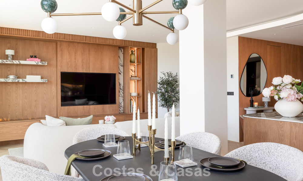 Luxury designer townhouse with panoramic sea views for sale in La Quinta, Marbella - Benahavís 798637