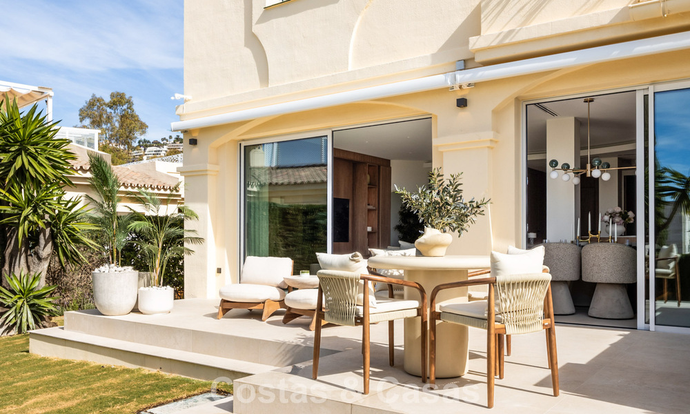 Luxury designer townhouse with panoramic sea views for sale in La Quinta, Marbella - Benahavís 798645