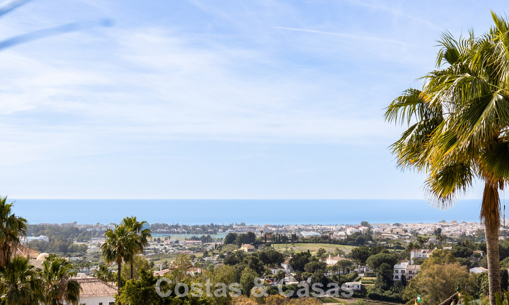 Luxury designer townhouse with panoramic sea views for sale in La Quinta, Marbella - Benahavís 798646