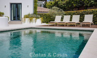 Ready-to-move-in, contemporary Mediterranean luxury villa for sale in a golf area of Marbella - Benahavís 798710 