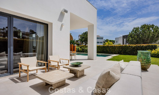 Ready-to-move-in, contemporary Mediterranean luxury villa for sale in a golf area of Marbella - Benahavís 798713 