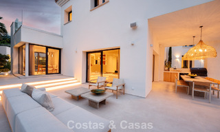 Ready-to-move-in, contemporary Mediterranean luxury villa for sale in a golf area of Marbella - Benahavís 798737 
