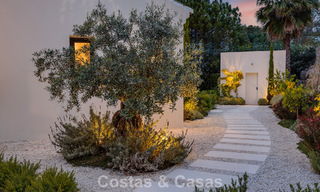 Ready-to-move-in, contemporary Mediterranean luxury villa for sale in a golf area of Marbella - Benahavís 798739 