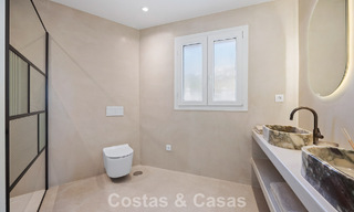 Ready-to-move-in, contemporary Mediterranean luxury villa for sale in a golf area of Marbella - Benahavís 798756 