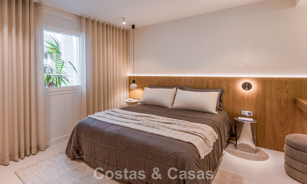 Stylish modernised apartment for sale, frontline aloha golf in Nueva Andalucía, Marbella 798760