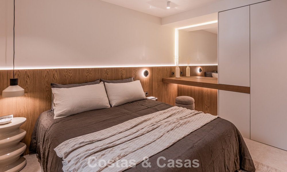 Stylish modernised apartment for sale, frontline aloha golf in Nueva Andalucía, Marbella 798762