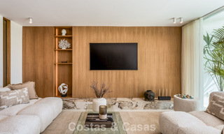 Stylish modernised apartment for sale, frontline aloha golf in Nueva Andalucía, Marbella 798782 