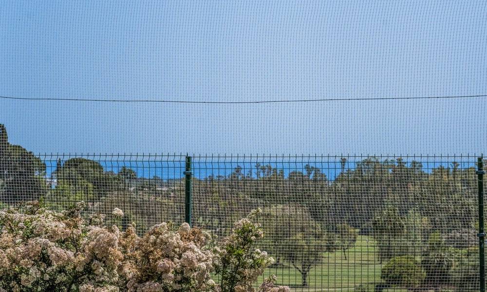 Stylish modernised apartment for sale, frontline aloha golf in Nueva Andalucía, Marbella 798801