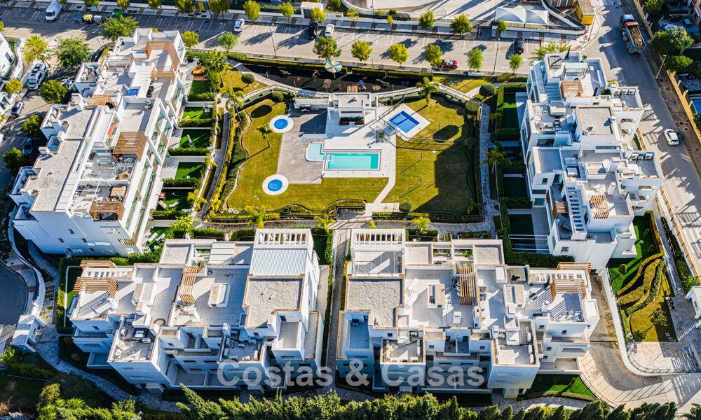 Modern garden apartment for sale at walking distance to the beach on the New Golden Mile between Marbella and Estepona 798804