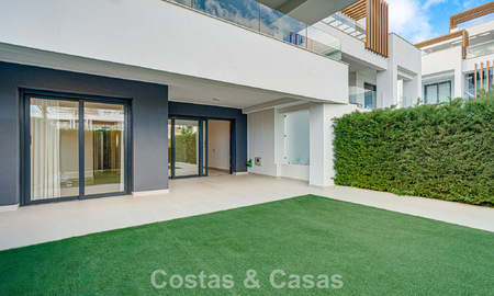 Modern garden apartment for sale at walking distance to the beach on the New Golden Mile between Marbella and Estepona 798806