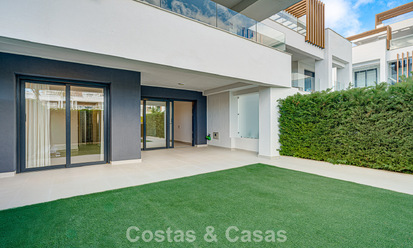 Modern garden apartment for sale at walking distance to the beach on the New Golden Mile between Marbella and Estepona 798806