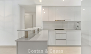 Modern garden apartment for sale at walking distance to the beach on the New Golden Mile between Marbella and Estepona 798822 