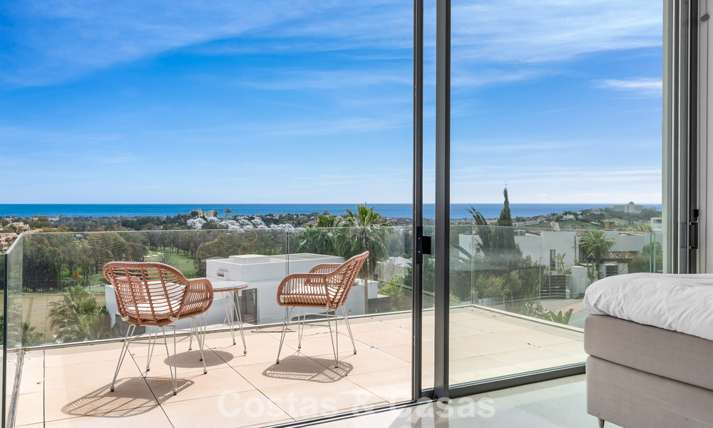Contemporary modern villa with panoramic sea views for sale in a prestigious golf area in Marbella - Benahavís 798853