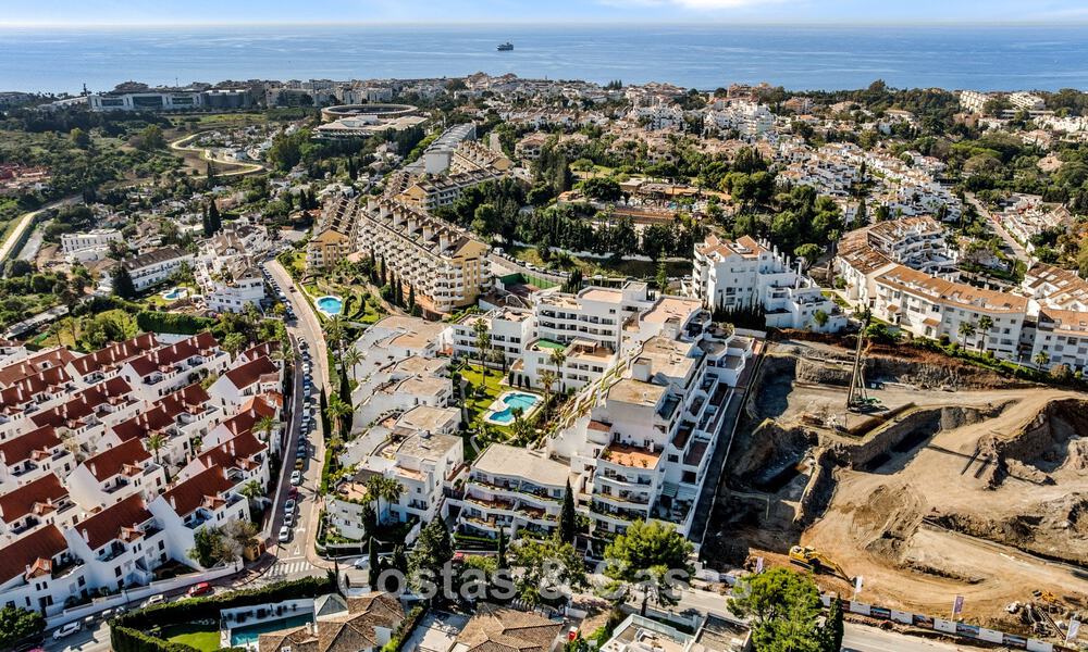 Move-in ready and contemporary fully renovated apartment for sale in Nueva Andalucía, Marbella 798897