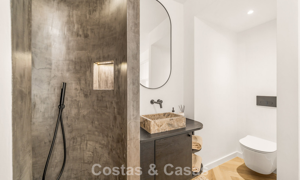 Move-in ready and contemporary fully renovated apartment for sale in Nueva Andalucía, Marbella 798899