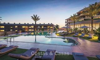 Modern, luxury new-build apartments with breathtaking sea views for sale in Fuengirola, Costa del Sol 798989 