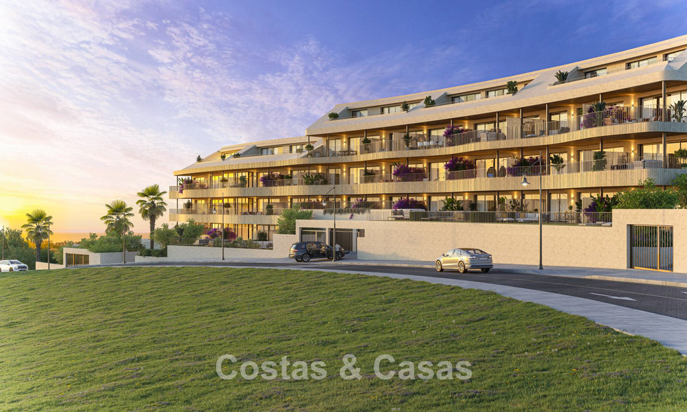 Modern, luxury new-build apartments with breathtaking sea views for sale in Fuengirola, Costa del Sol 798990