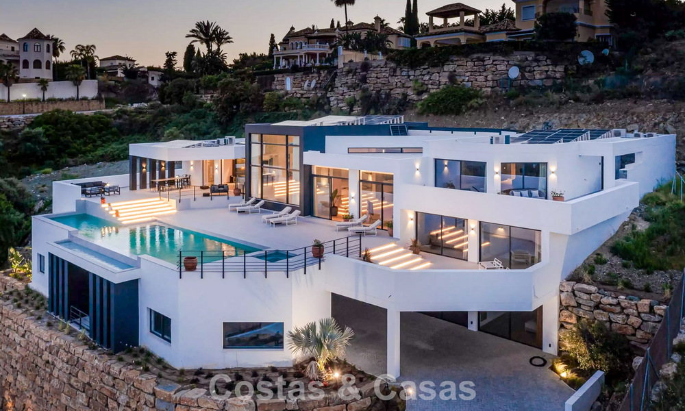 Advanced luxury villa with panoramic sea views for sale in the hills of Marbella - Benahavís 798944
