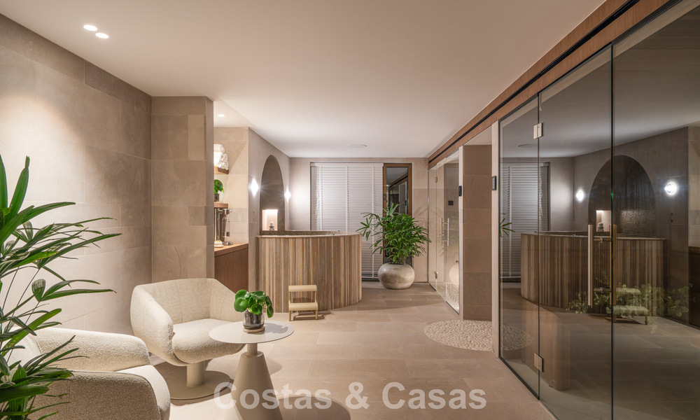 Royal villa in a contemporary Mediterranean architectural style for sale in a gated community in Marbella - Benahavís 799056