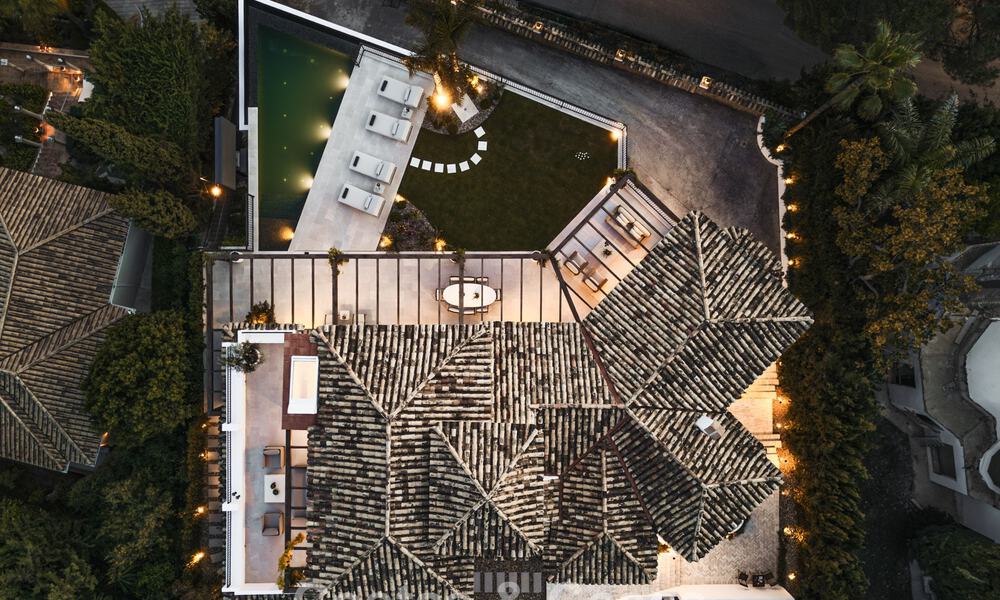Royal villa in a contemporary Mediterranean architectural style for sale in a gated community in Marbella - Benahavís 799062