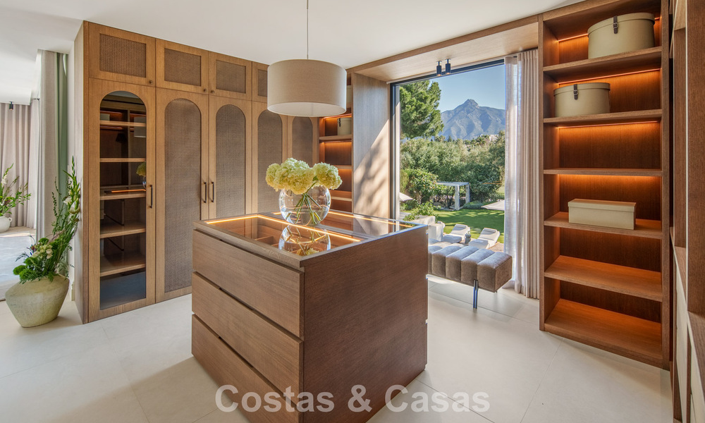 Turnkey, contemporary Mediterranean villa for sale, bordering Las Brisas Golf in Nueva Andalucía, Marbella 799104
