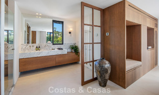 Turnkey, contemporary Mediterranean villa for sale, bordering Las Brisas Golf in Nueva Andalucía, Marbella 799108 