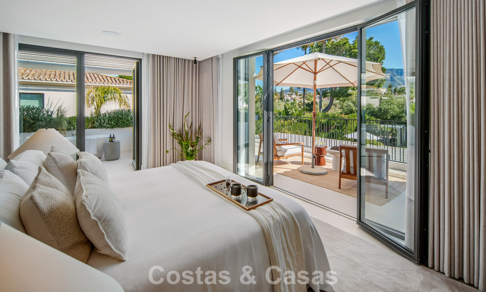 Turnkey, contemporary Mediterranean villa for sale, bordering Las Brisas Golf in Nueva Andalucía, Marbella 799117