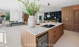 Turnkey, contemporary Mediterranean villa for sale, bordering Las Brisas Golf in Nueva Andalucía, Marbella 799136 