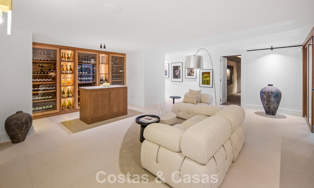 Turnkey, contemporary Mediterranean villa for sale, bordering Las Brisas Golf in Nueva Andalucía, Marbella 799150