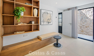 Turnkey, contemporary Mediterranean villa for sale, bordering Las Brisas Golf in Nueva Andalucía, Marbella 799164 