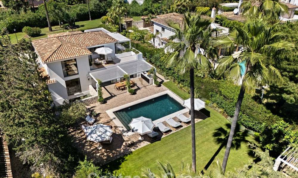 Turnkey, contemporary Mediterranean villa for sale, bordering Las Brisas Golf in Nueva Andalucía, Marbella 799183