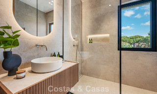 High-end beachside villa with rooftop terrace and jacuzzi with sea views for sale east of Marbella Centre 799231 