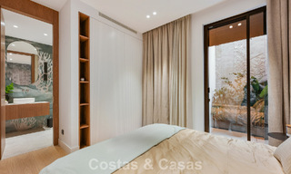 High-end beachside villa with rooftop terrace and jacuzzi with sea views for sale east of Marbella Centre 799234 